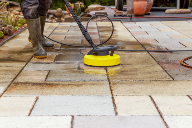 Best Gutter Cleaning and Brightening in Elsmere, DE