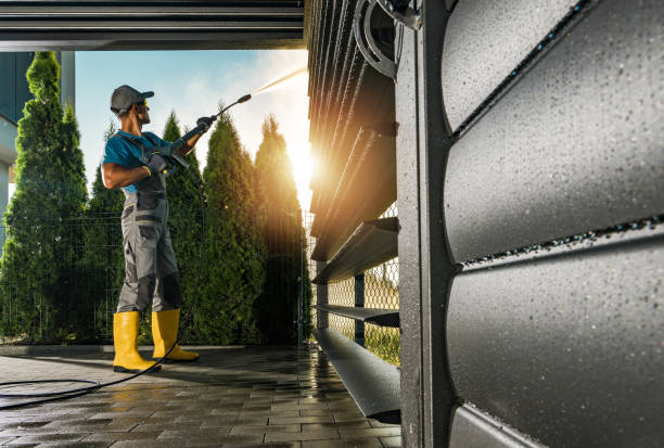 Best Deck and Patio Pressure Washing in Elsmere, DE